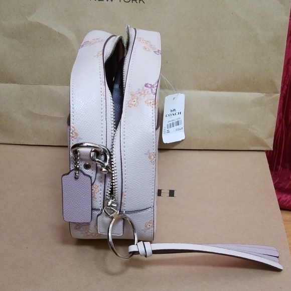 NWT Coach Camera Bag - Picture 2 of 8